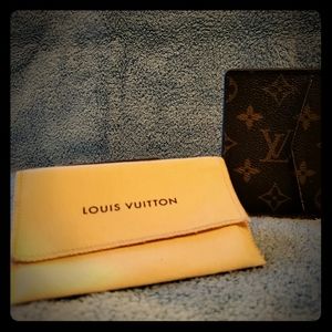 Louis Vuitton Monogram card case
